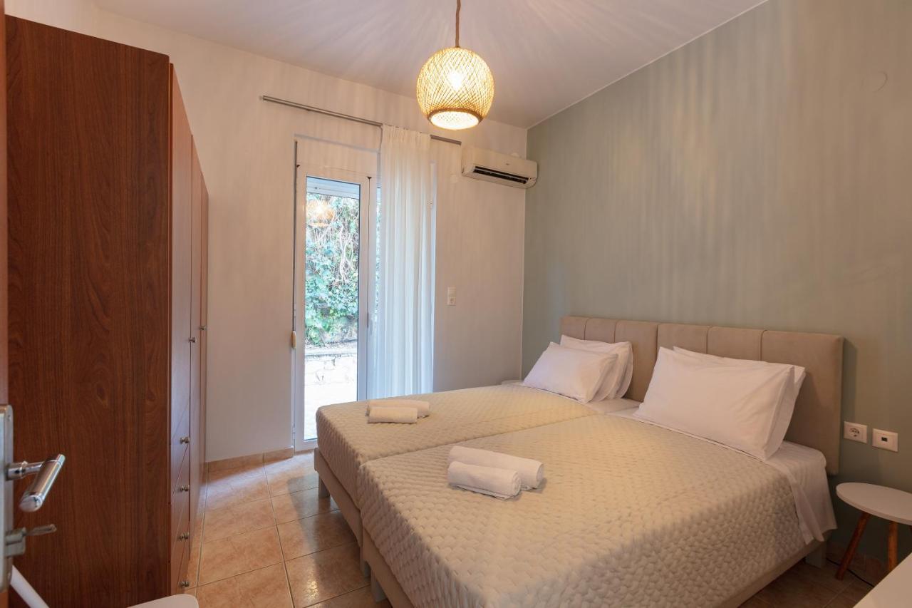 Pietra Di Mare Aparthotel Πετρές Εξωτερικό φωτογραφία