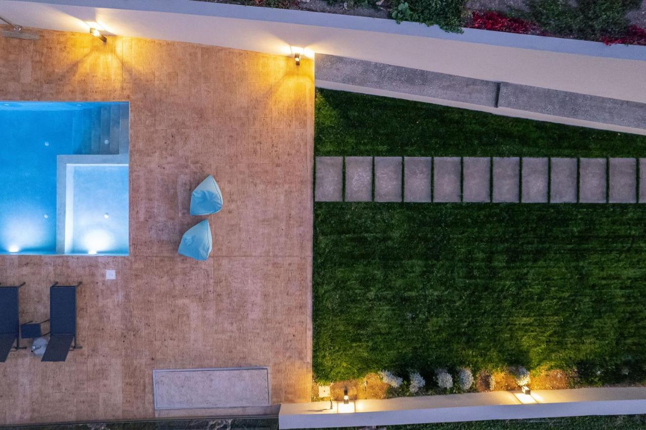 Pietra Di Mare Aparthotel Πετρές Εξωτερικό φωτογραφία
