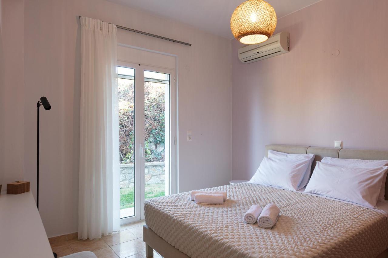 Pietra Di Mare Aparthotel Πετρές Εξωτερικό φωτογραφία